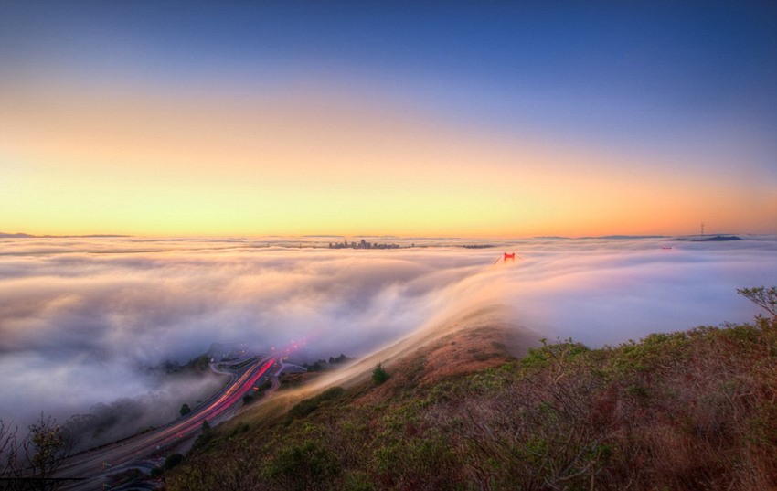 旧金山被晨雾笼罩酷似人间仙境(高清组图) - 2014年最新新闻事件