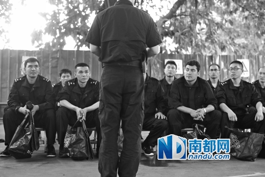 公安特种射击班对口培训新疆民警(图)
