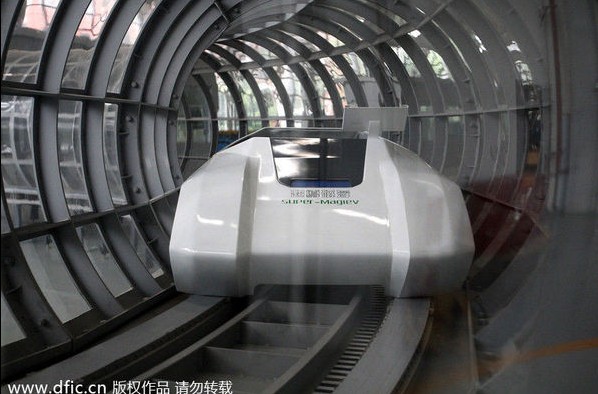 中国研制超级磁悬浮列车 时速可达2900公里