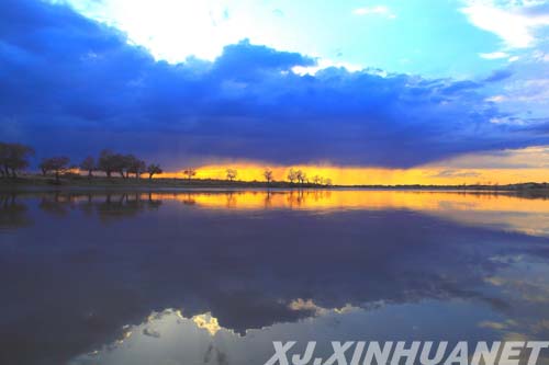 新疆额尔齐斯河如同人间仙境一般美丽(图)