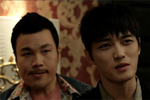 《triangle》里金在中以小混混的花卉角色彻底抛弃了男神的v花卉油画步骤及形象图片