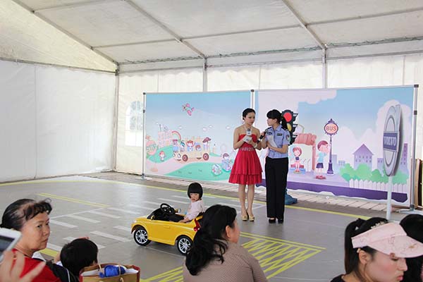 武汉星级车展儿童交通安全公开课 开课啦