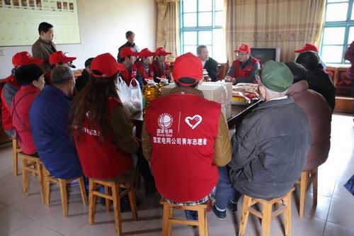 国网四川通江电力:文明路上光明行(组图)