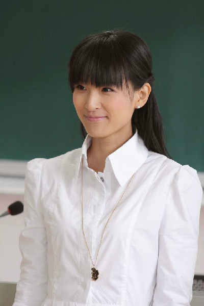 赵霁  