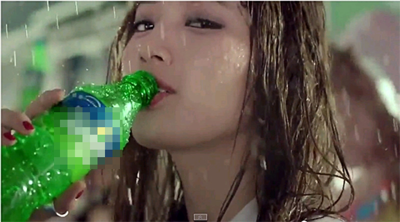 秀智饮料热舞性感女人沐浴引热议:想一起曝光,看看哪里主要性感男人广告图片