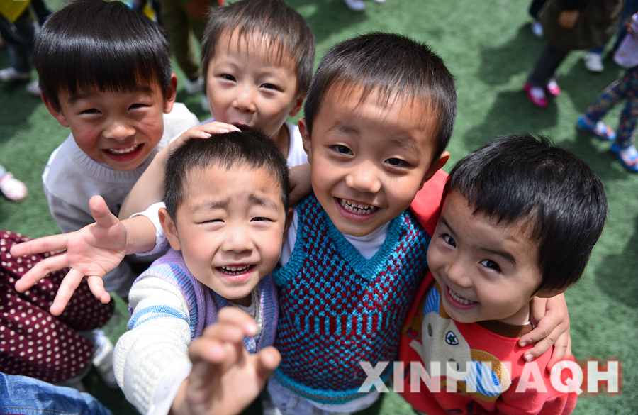 教育滚动_搜狐资讯    孩子们的笑容是世界上最灿烂的风景,足以打