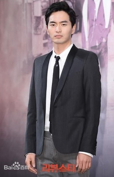 孔孝真男友李真旭关系做实 李真旭电影《标靶》韩国上映