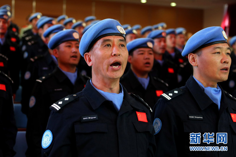 内蒙古边防总队召开赴利比里亚维和警察防暴队出征仪式(组图)
