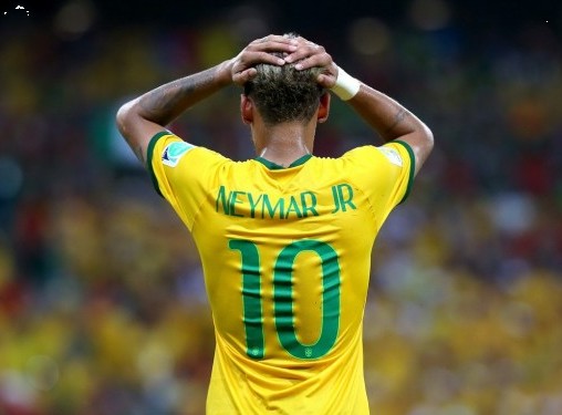 世界杯感人瞬间:巴西头号球星内马尔落泪感动