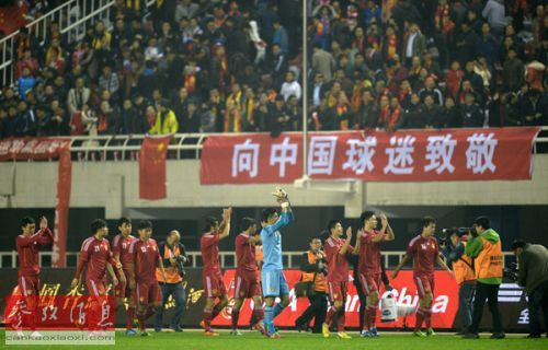 外媒:中国球迷对世界杯有多疯狂(图)