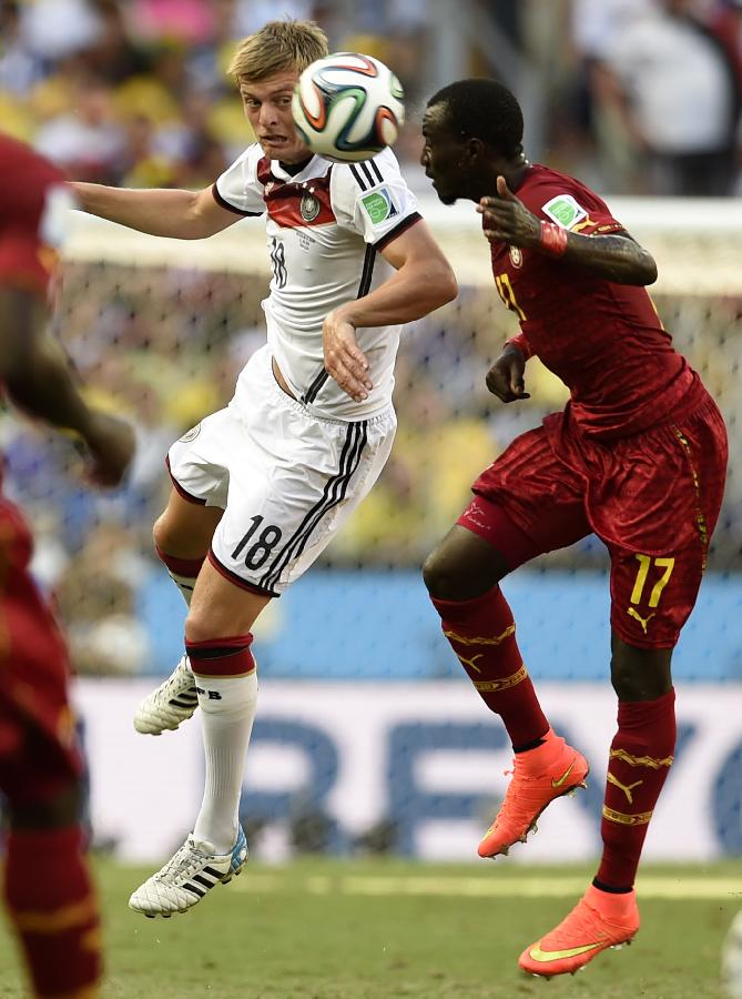 (世界杯)(9)足球--小组赛G组:德国队对阵加纳队