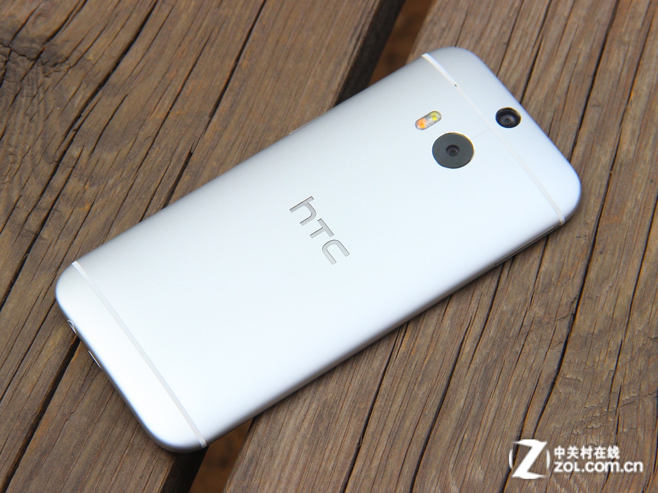 金属范骁龙芯 4G版HTC One M8w跌破4K-中国