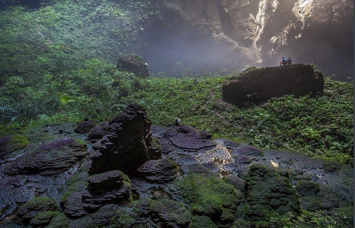 越南发现世界最大洞穴名为韩松洞 内部景色宛