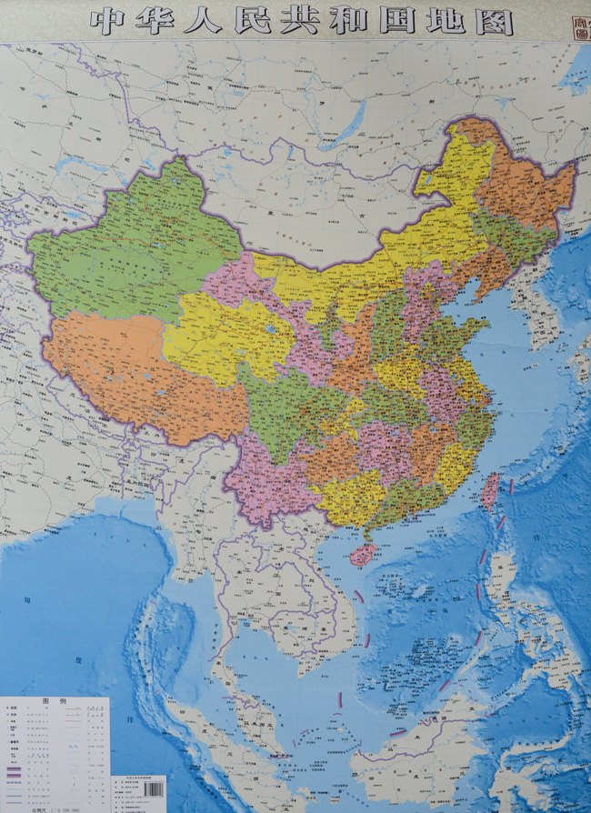 大幅面全开中国竖版地图问世 南海诸岛不再用