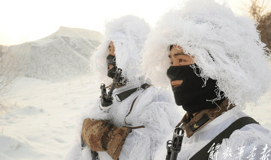 中国边关哨兵日夜守卫 遍布海岛雪山