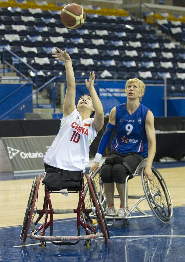 (体育)(4)篮球--世界女子轮椅篮球锦标赛:中国队
