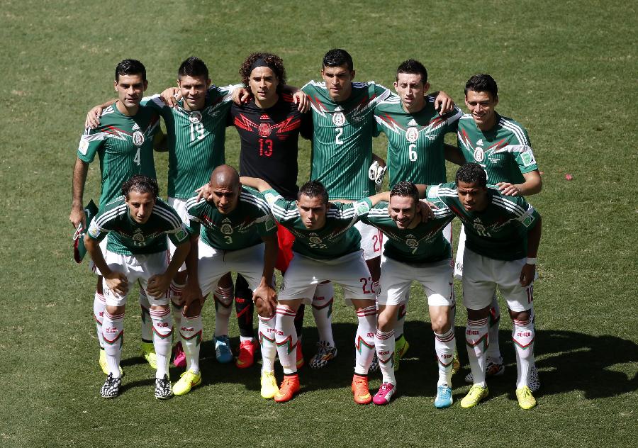 (世界杯)(2)足球--墨西哥队首发阵容(图)