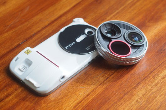 Ztylus四合一镜头手机套:手机变身专业相机