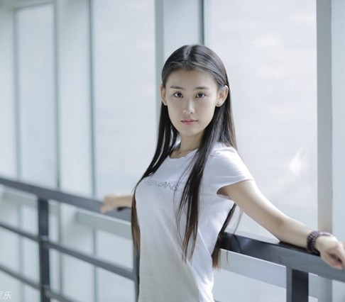 北影女神王婉中素颜毕业照女神无需装饰(组图