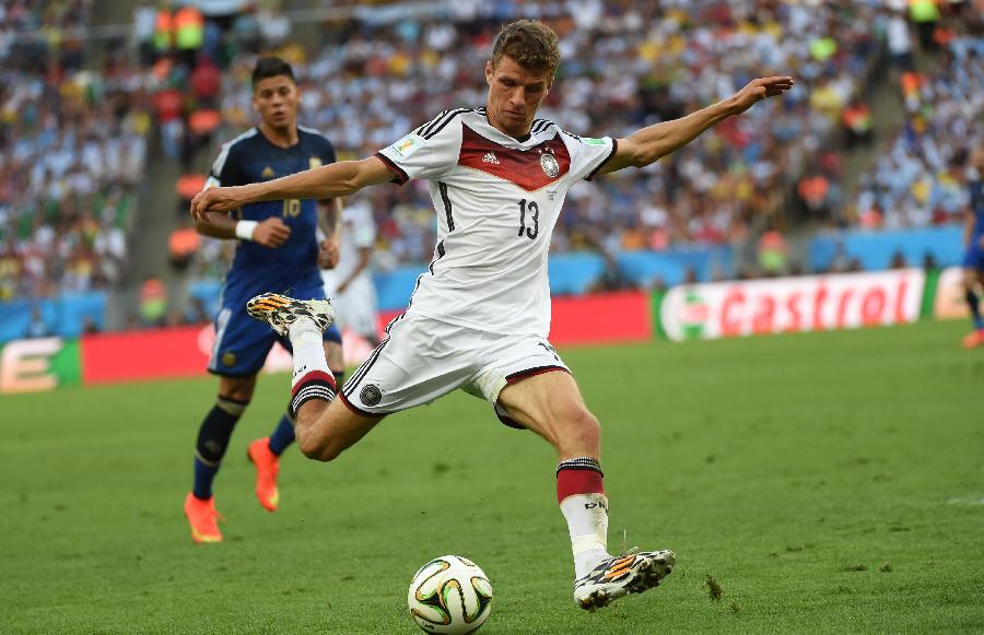(世界杯)足球--德国队与阿根廷队争夺冠军(图) - 2014最新新闻今日新闻滚动新闻