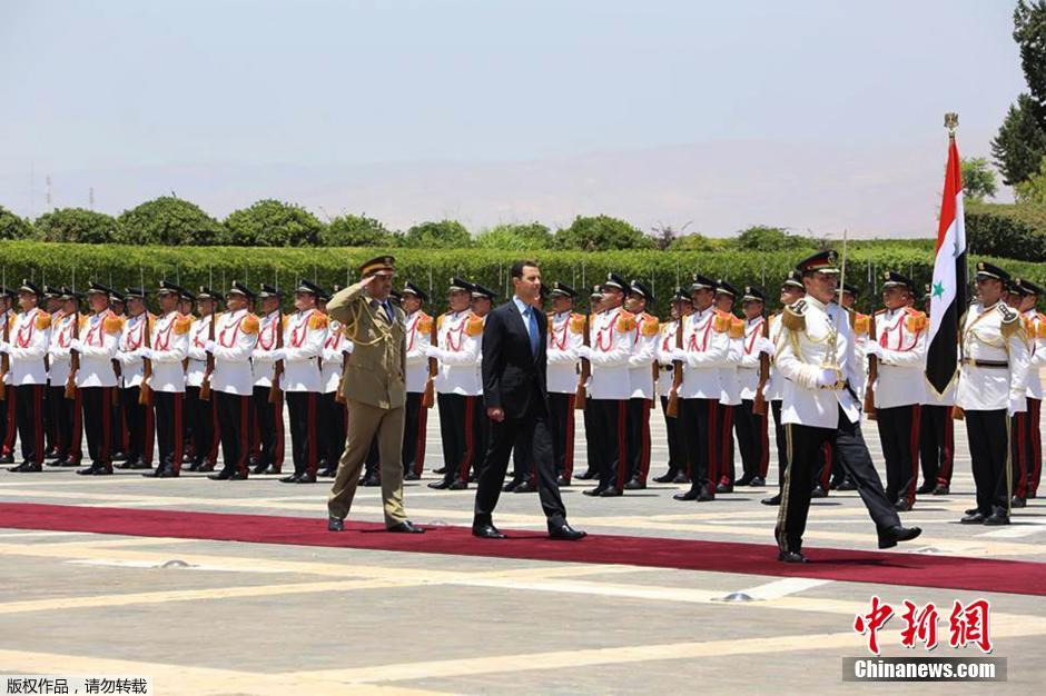 叙利亚总统巴沙尔·阿萨德宣誓就职(组图)