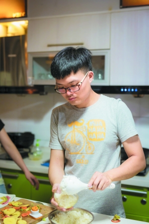 小猪咖喱便当