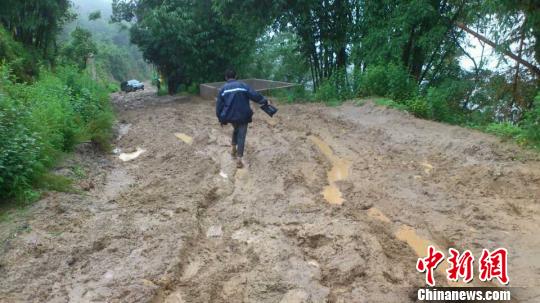 元江有多少人口_云南元江泥石流确认5人遇难县城6万人用水难