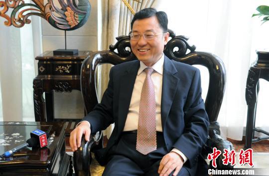 中国驻印尼大使谢锋接受记者采访。 刘可耕 摄