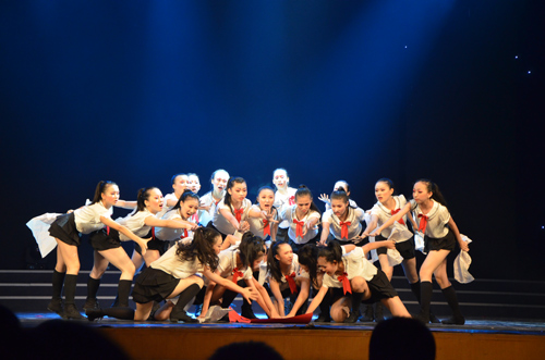 第二届全国荷花少年校园舞蹈展演在京举行