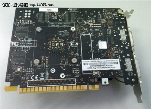 PCB背面