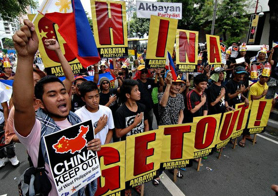 2014年7月24日,菲律宾首都发生反华游行:我们被巨大的邻国欺负
