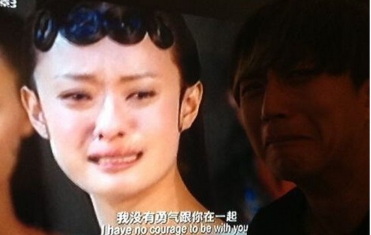 【组图】邓超搞怪模仿孙俪哭戏 浮夸表情引人发笑(组图)