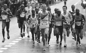 2014.5 英国100公里冠军赛 6小时19分20秒 　　2014.7 英联邦运动会马拉松 2小时15分16秒 　　前天的比赛中，斯蒂夫在很长时间领跑第一集团。
