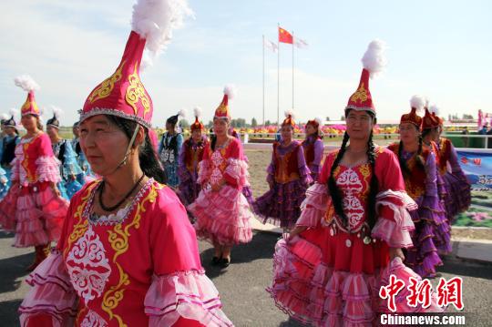 不同民族的人口政策_民族