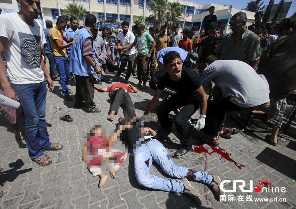 以色列攻击加沙联合国学校 造成至少10人死亡