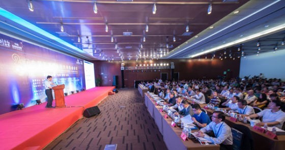 小牛在线亮相2014中国互联网金融发展圆桌会