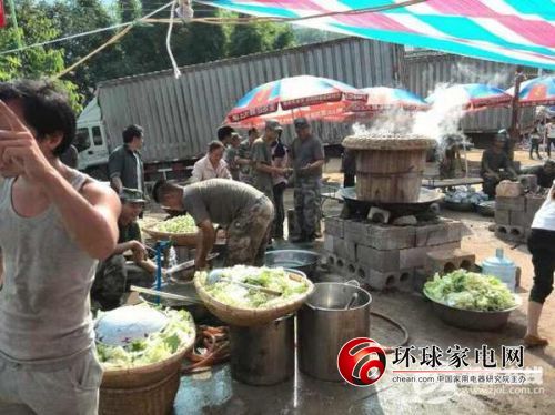沁园捐助已到达鲁甸可极大解决饮水问题