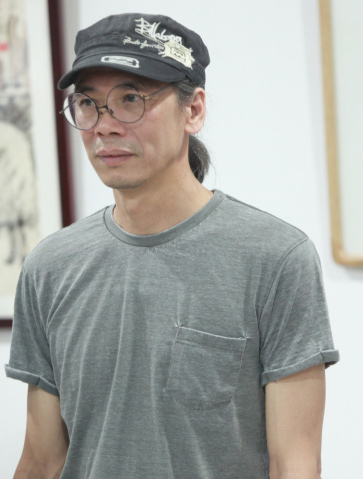 参展艺术家梁勤