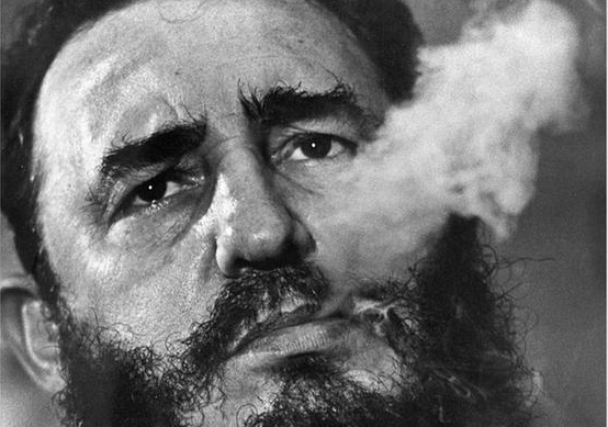 资料图：古巴前领导人菲德尔・卡斯特罗。即将年满88周岁的他，低调地在古巴共产党机关报《格拉玛》中撰文。