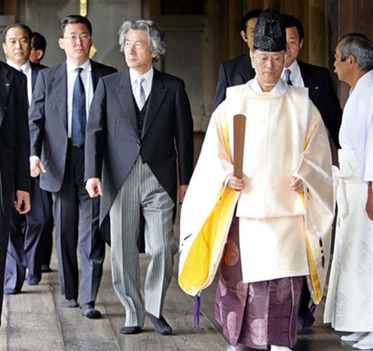 资料图：日本前首相小泉纯一郎之子小泉进次郎。