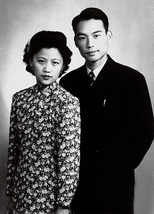 1946年,熊向晖和夫人谌筱华的订婚照