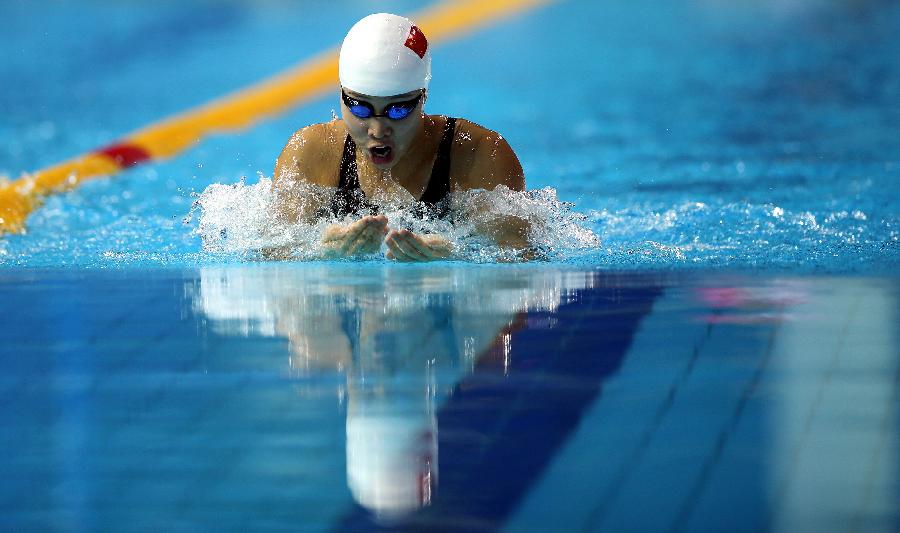 (青奥会)(3)游泳--女子100米蛙泳决赛:贺赟获得