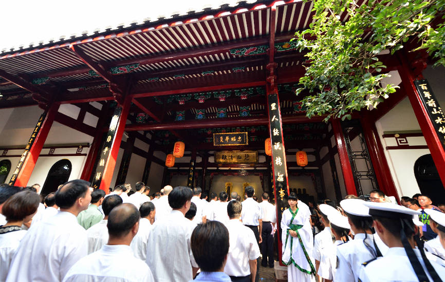 马尾祭英烈活动(组图 8月23日,海峡两岸各界人士在马江昭忠祠公祭