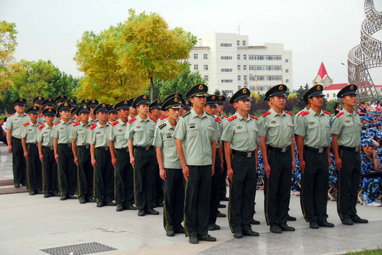 国防部回应学生军训意外:军队已采取相关措施
