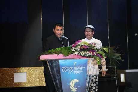 柒牌首届两岸微电影节颁奖盛典隆重举行。