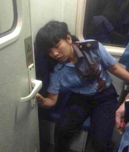 传杭州女乘务员被乘客捅伤 官方:未使用刀具