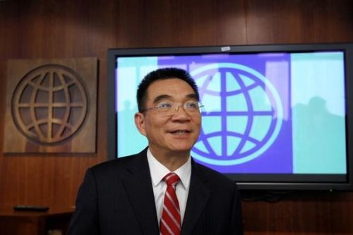 前世界银行首席经济学家林毅夫呼吁中国明年的GDP增长目标应定在7.0%至7.5%之间。