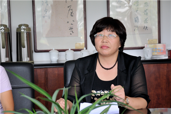 老师初中与朝阳平度故事中学合影春天面的机构寺爱心图片