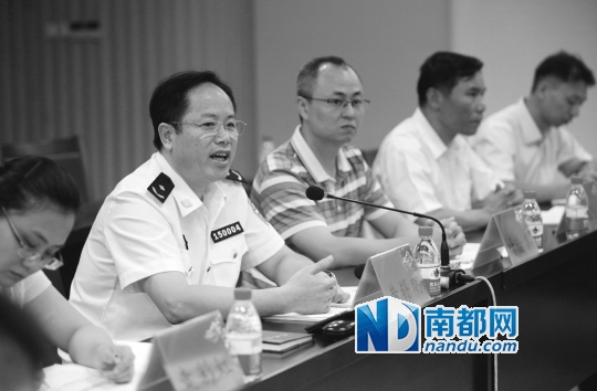 昨日,市公安局副局长黄锡明向媒体通报东莞近期娱乐场所恢复情况.