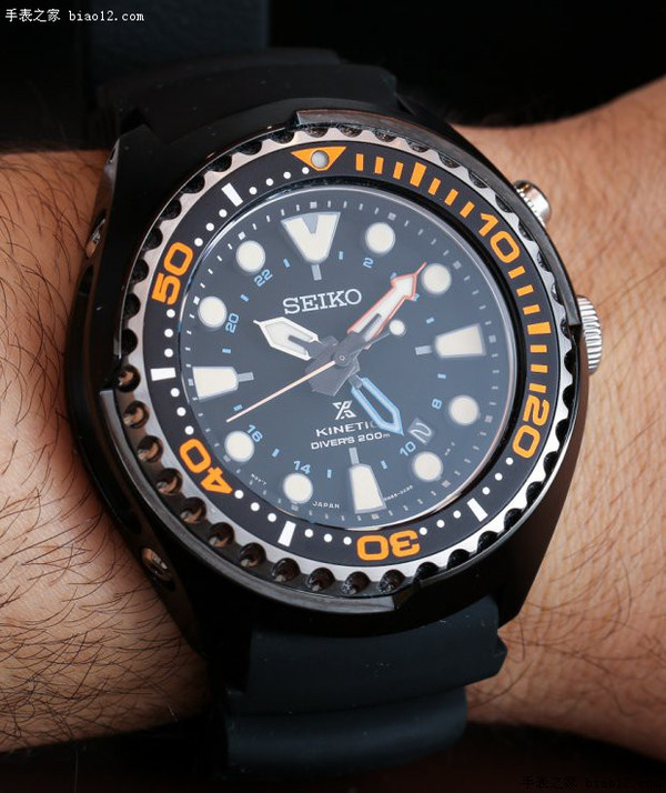 Seiko-Prospex-Kinetic-GMT-Divers-watch-10
